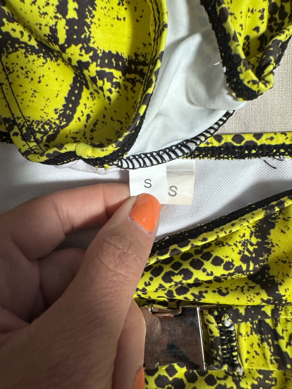 Reptile-Pattern Yellow Bikini - Picture 3 of 3